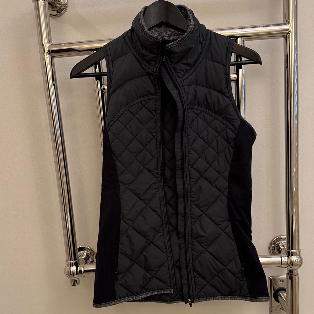 Women's Lululemon Black Quilted Vest